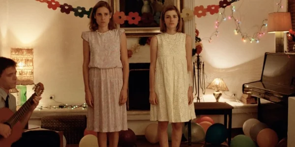 dogtooth 2009