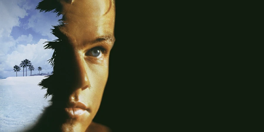 the beach 2000