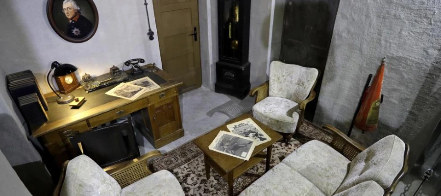 hitler bunker downfall